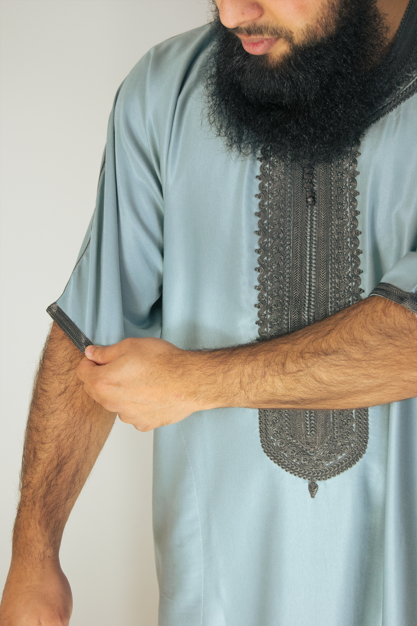 Moroccan Thobe- Awraaq
